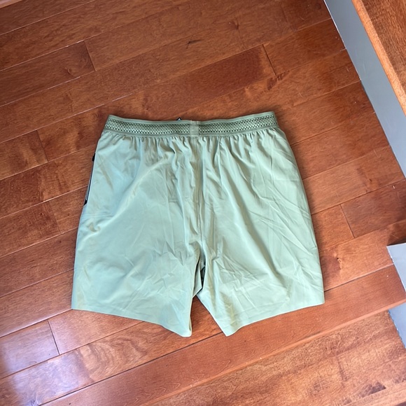 NWOT Ten Thousand Sage Session Short (With Liner) 7" Size Large & Extra Large - Picture 3 of 6